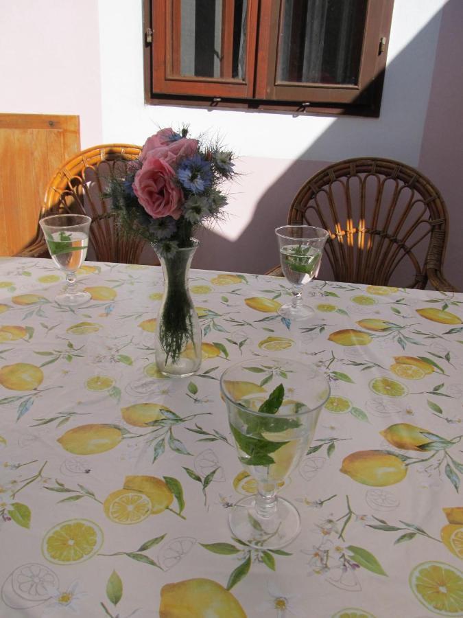 Apartments Anita Veli Losinj Luaran gambar