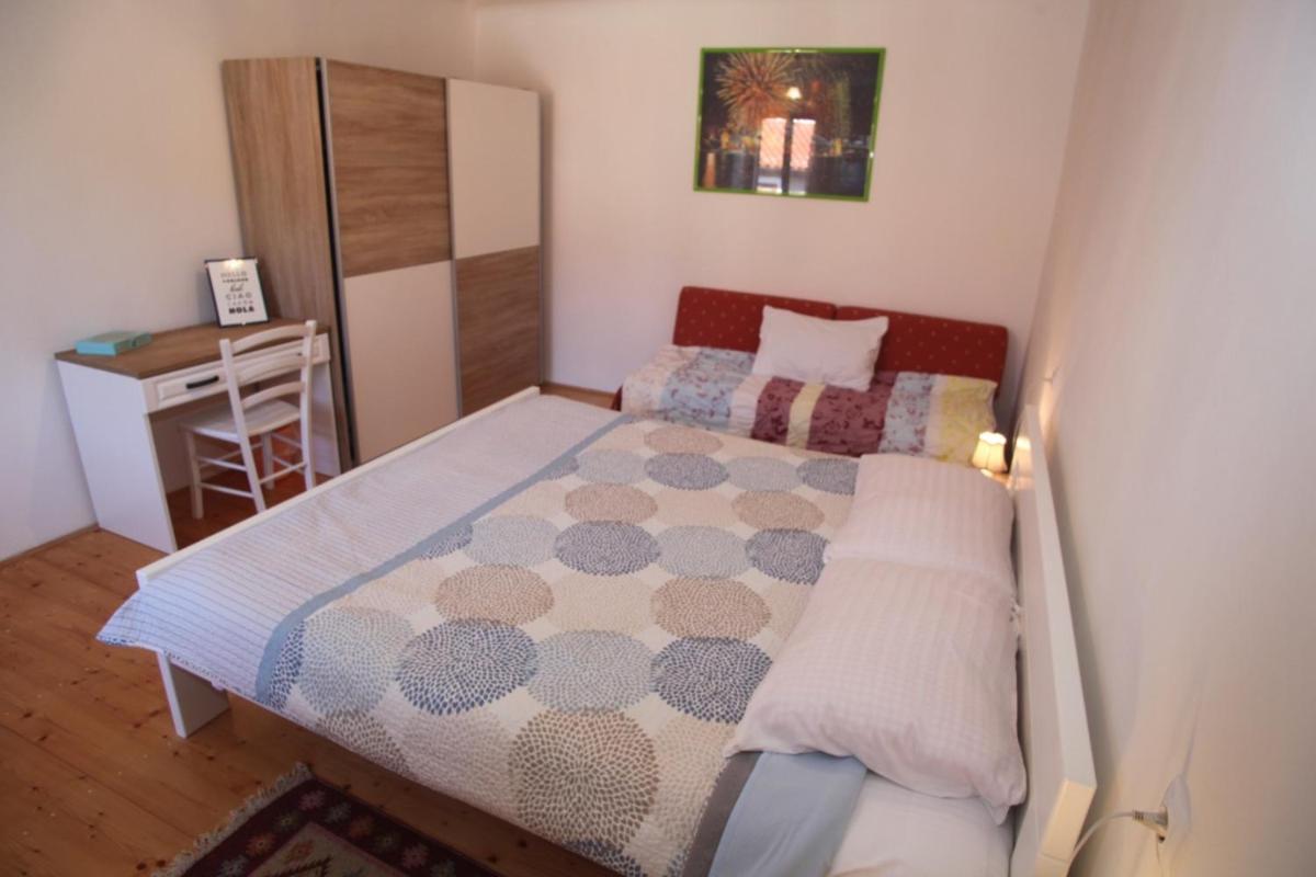 Apartments Anita Veli Losinj Luaran gambar