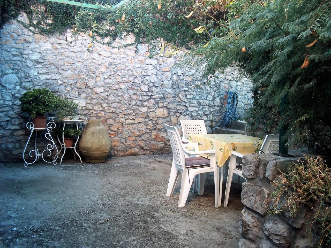 Apartments Anita Veli Losinj Luaran gambar